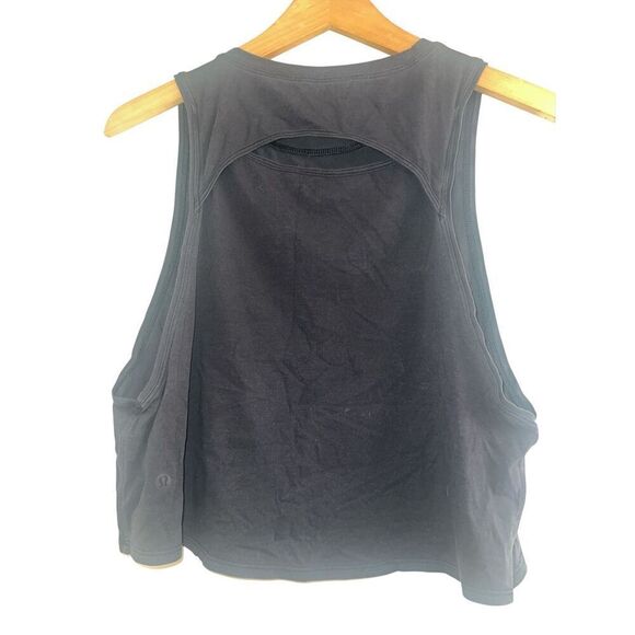 ✨Lululemon Cut Back Crop Black Sz Small Tank Top✨ - Picture 7 of 9